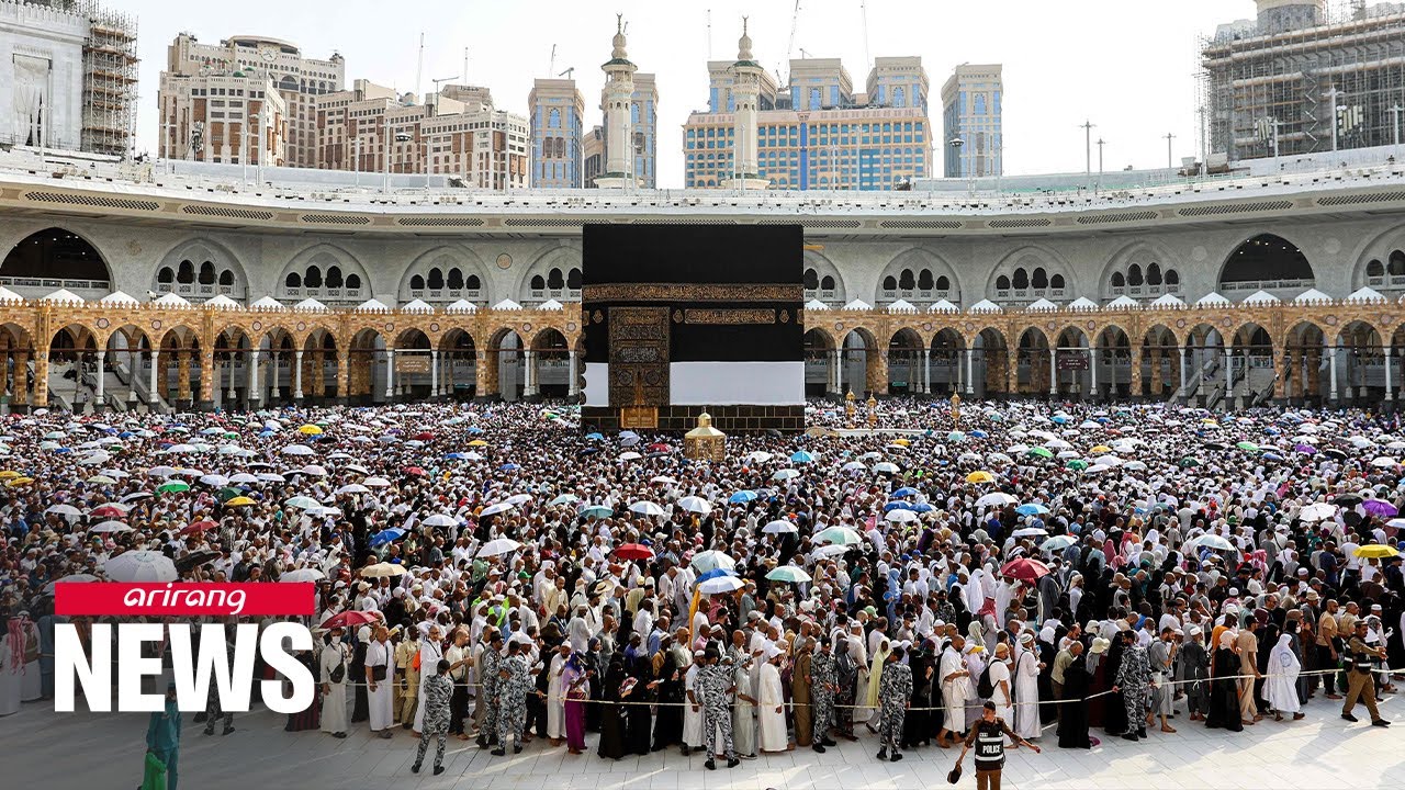 At least 1,300 hajj pilgrims died during extreme heat in Saudi Arabia