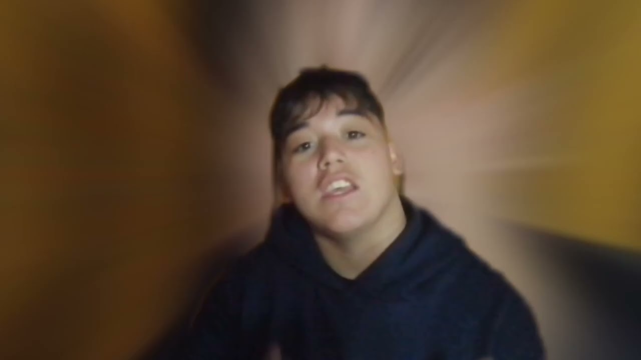 Mati bustos cantante--ni&ntilde;a bonita .... videoclip oficial