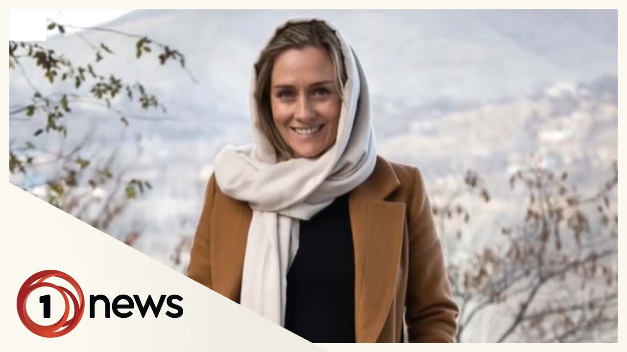 Pregnant Kiwi journalist Charlotte Bellis offered MIQ spot
