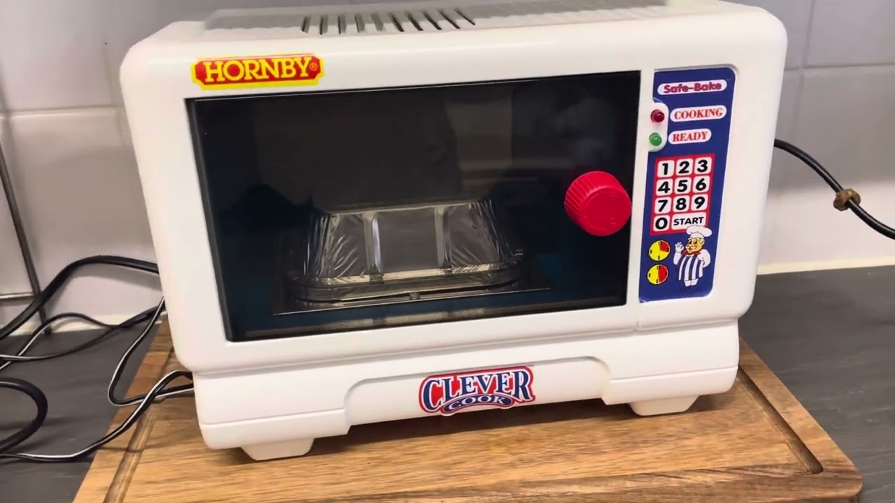 Vintage 1995 Hornby safe-bake oven set clever cook