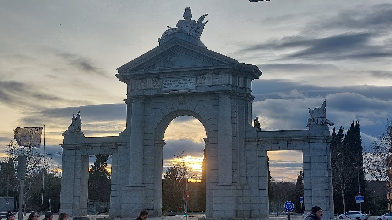 Qué Ver en Madrid | Atardecer en Madrid Río y Casa de Campo 🌇 KingOfChallengeTv