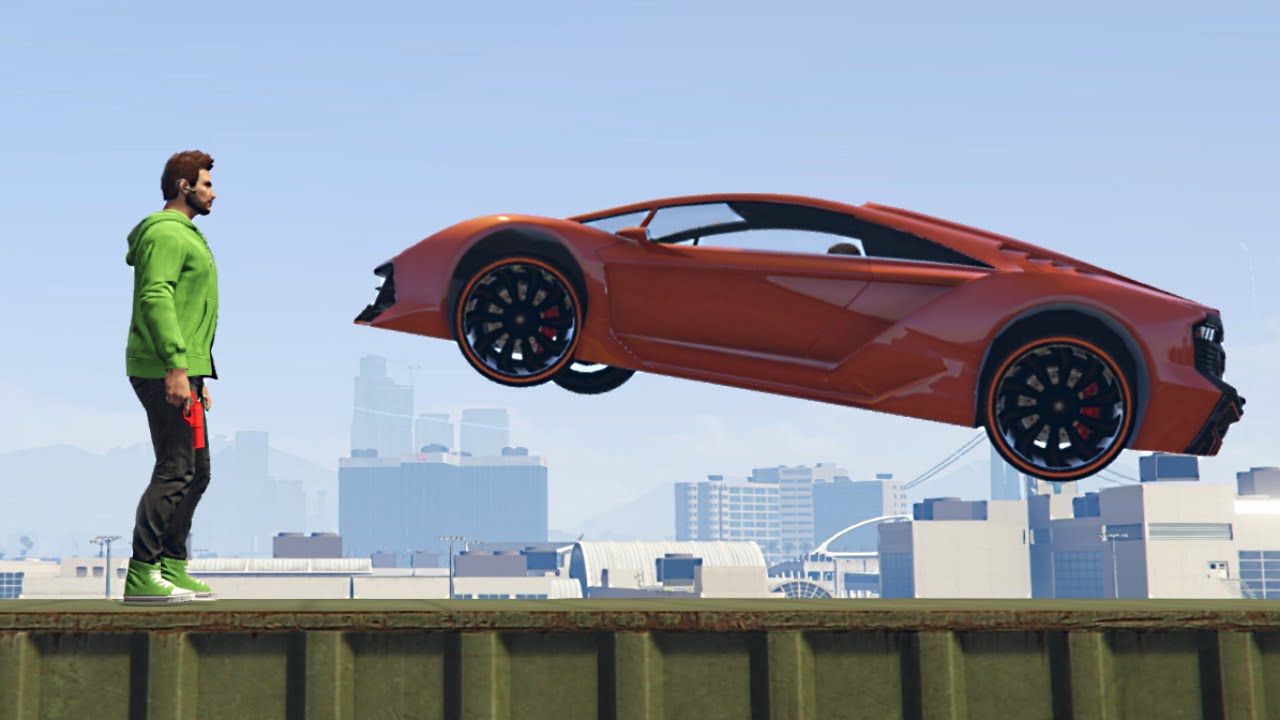 SURVIVE THE DEATH CAR RUN! (GTA 5 Funny Moments)