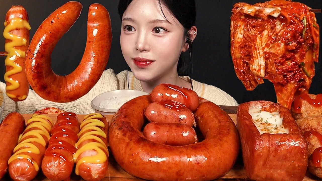 SUB)탱글뽀득 소세지 먹방! 치즈 통스팸 비엔나튀김 대왕 킬바사에 매운 김치까지 후랑크 꿀조합 Sausages Mukbang Asmr