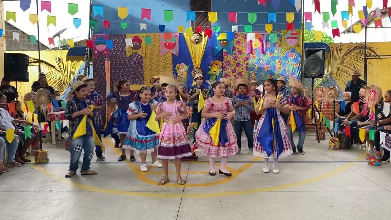 4º ano “A” | Apresentação Junina 2022 | Explode Coração | INTELIGENTE COLÉGIO E CURSO