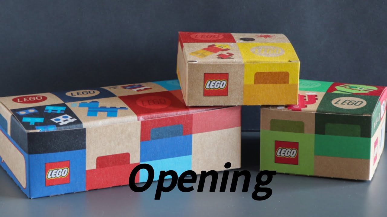Otwieranie pudełka z lego store