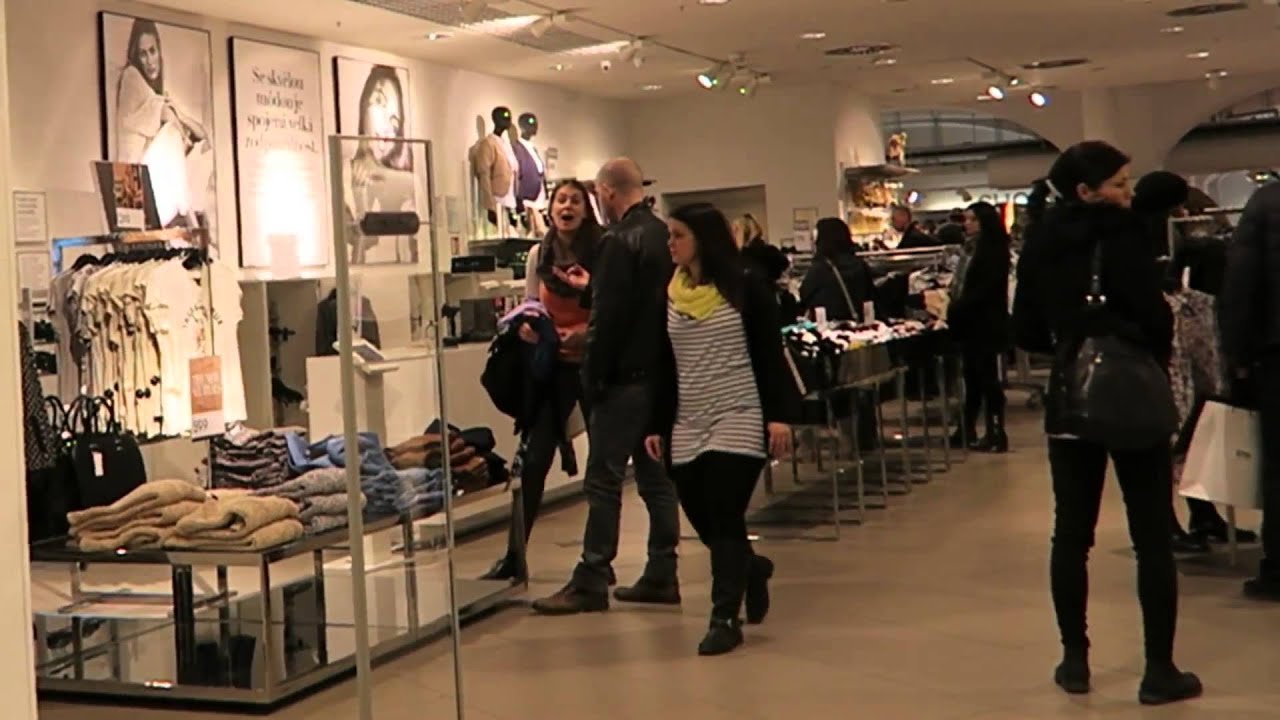 How To Pick Up Hot Girl In A Shop (infield)