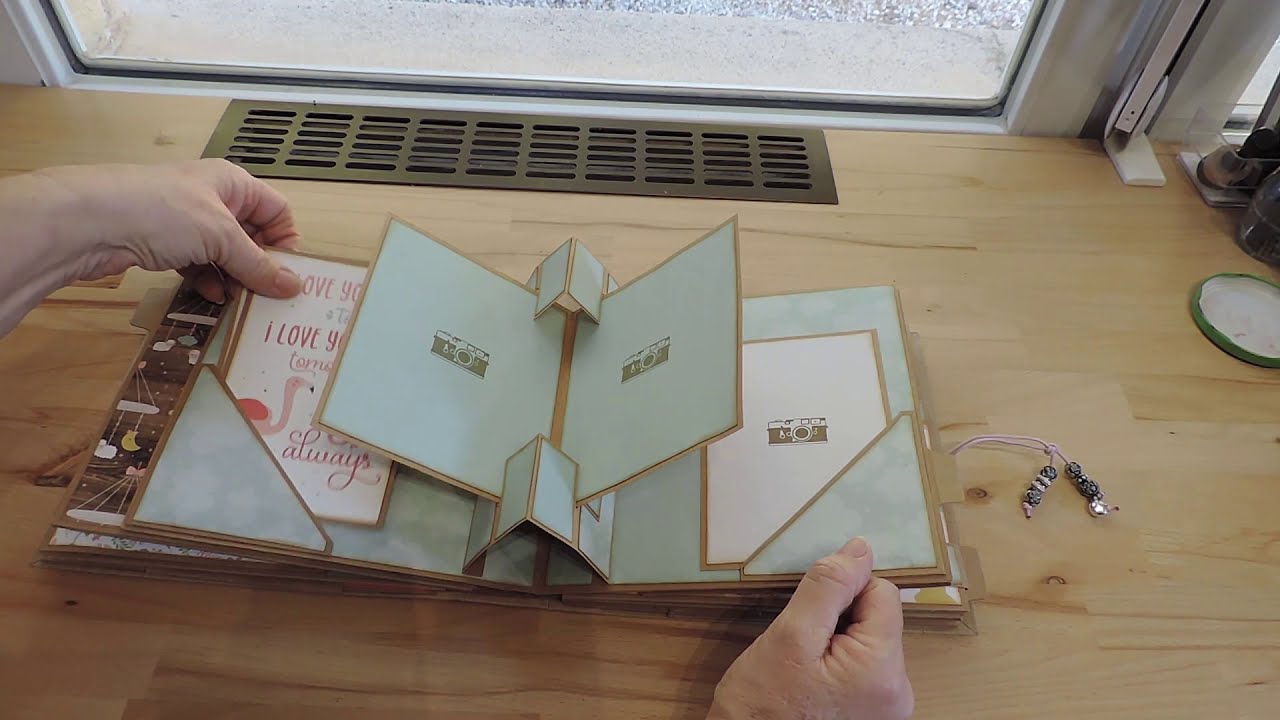 It's a Baby Girl (English) Pop Up Mini Album