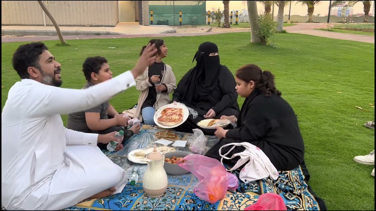 فطورنا اليوم خارج البيت فى الاجواء الجميلة