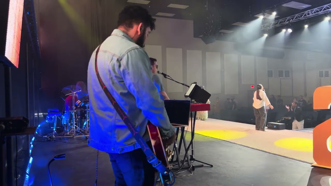 Gateway Worship - Be Magnified [IN EAR MIX] GRETSCH G5422TG