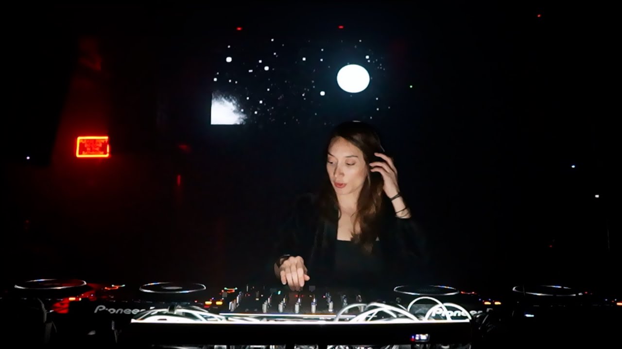 LORELY MUR | Splitchecks x Kenopsic: BACKLOG 01