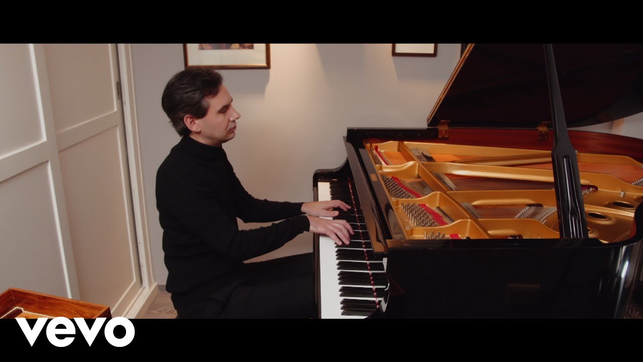 Martin Stadtfeld, Pietro Yon - Ges&uacute; Bambino (Arr. for Piano & Clavichord by Martin Stadtfeld)