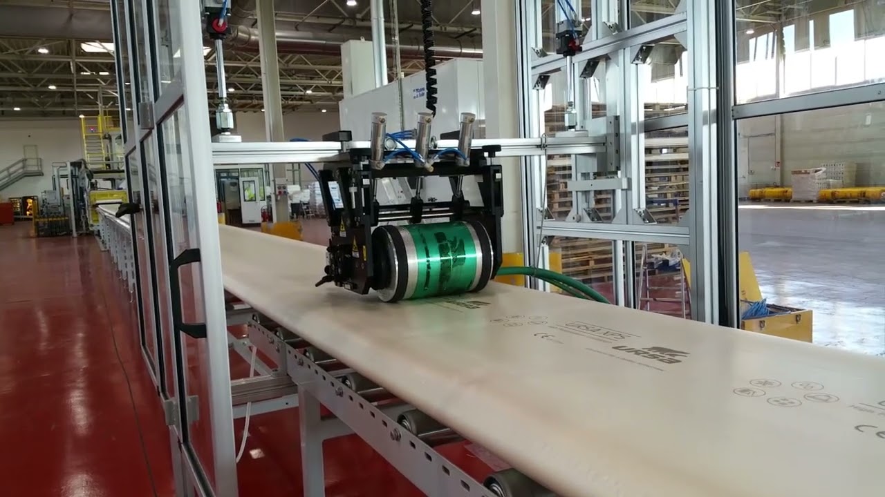 Miniflex 373: Macchina da Stampa Flexo in Linea su Pannelli Isolanti