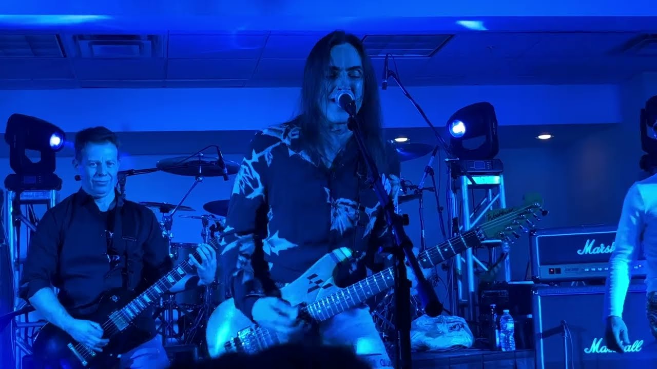 Nuno Bettencourt & Family - Intro & Breed - Nirvana Cover - Turkey Jam 2023 Hudson MA 11/24/23