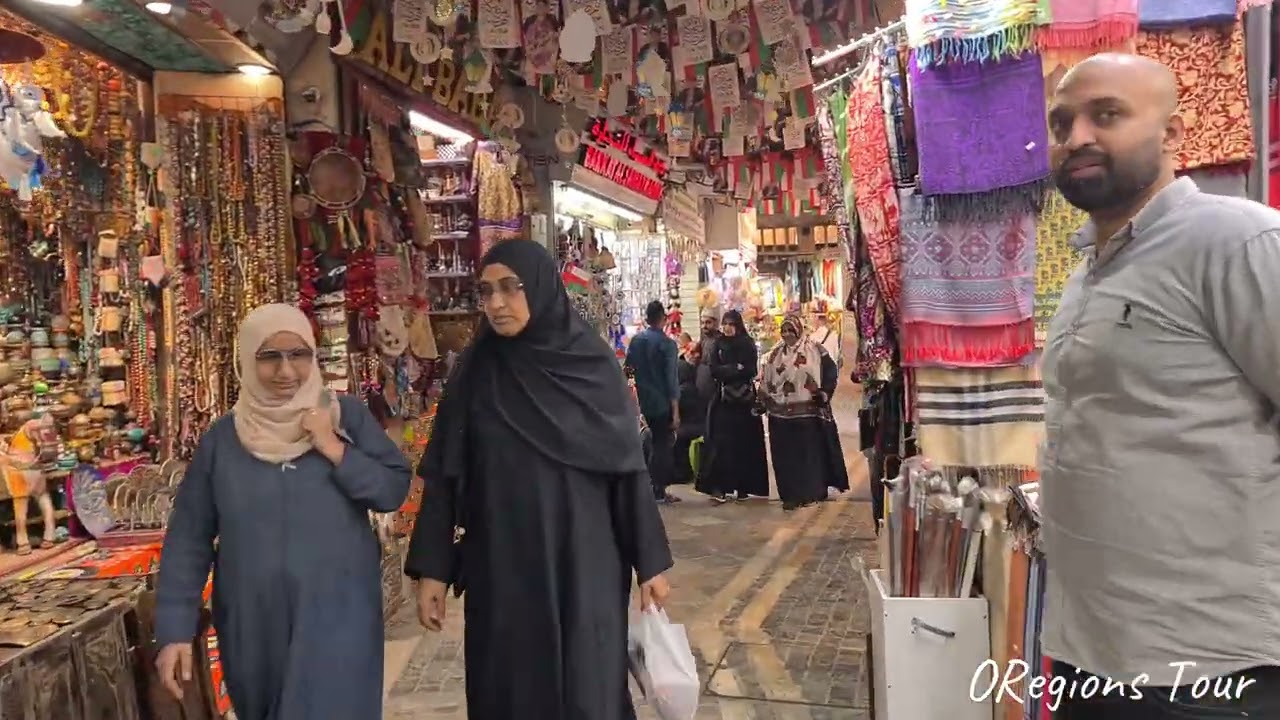 سوق مطرح، سلطنة عمان - A tour of Muttrah Souq, Sultanate of Oman