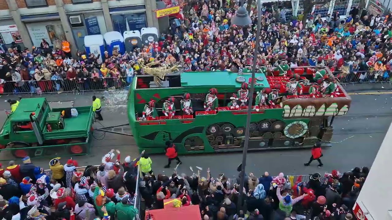 Karneval 2023 - Rosenmontagszug in Köln - 20.02.23