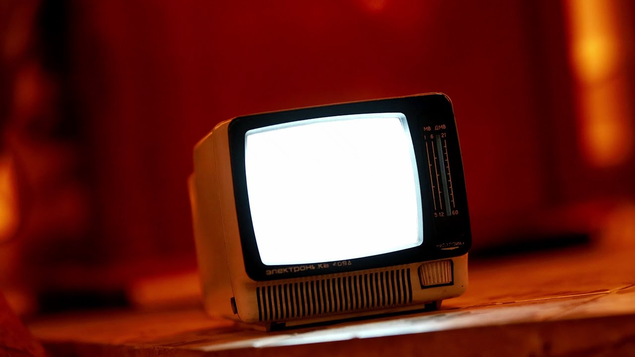 Mariusz Menes - Szary pył (Official video)