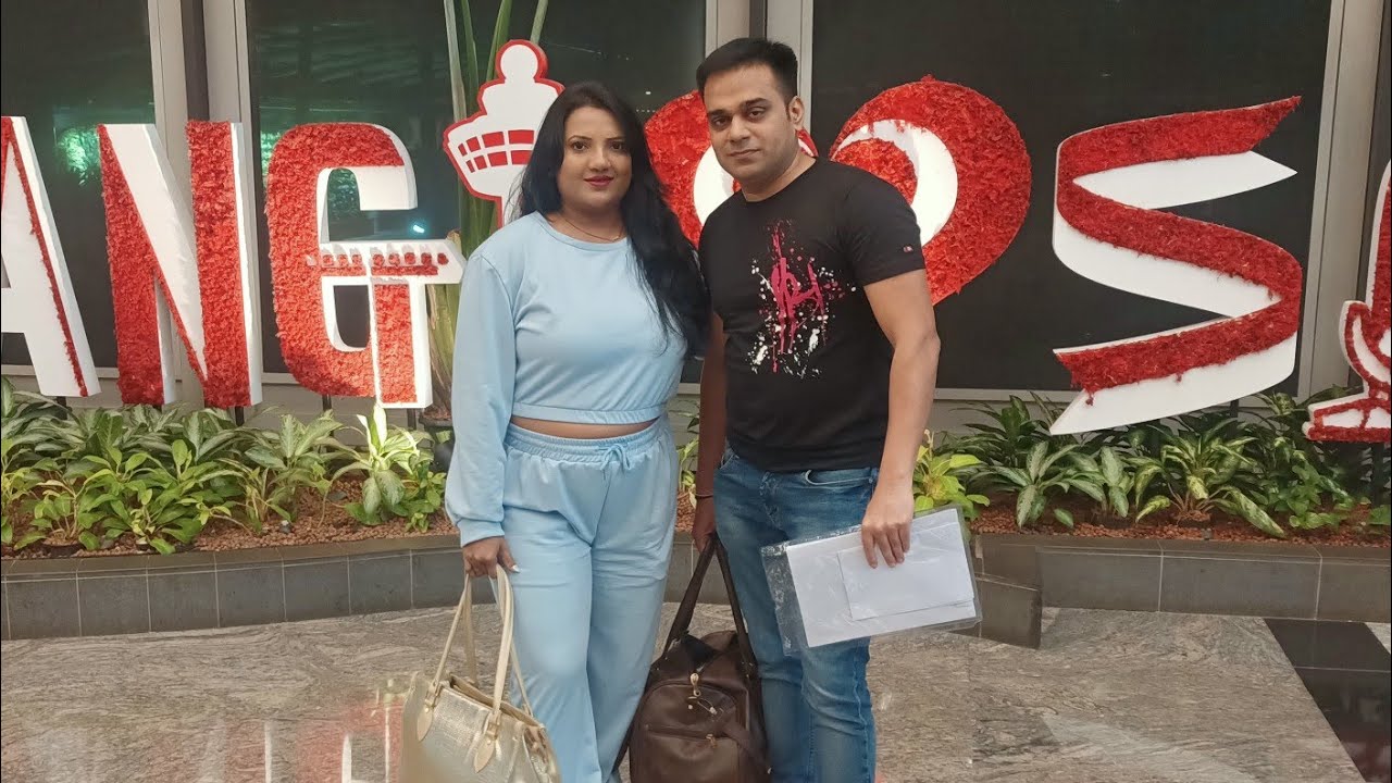 Hotel Boss Review in Singapore || Rs-10500 ||