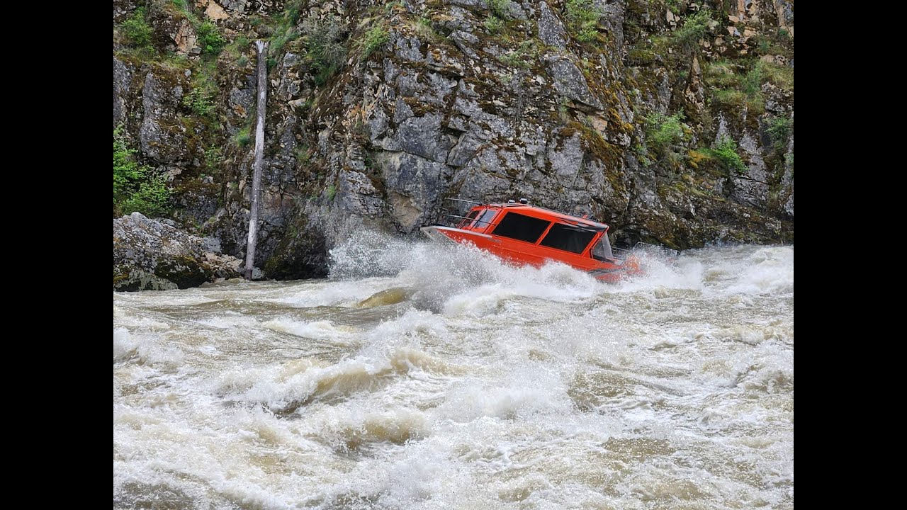 Can we make it to Hells Canyon Dam, in a boat?
