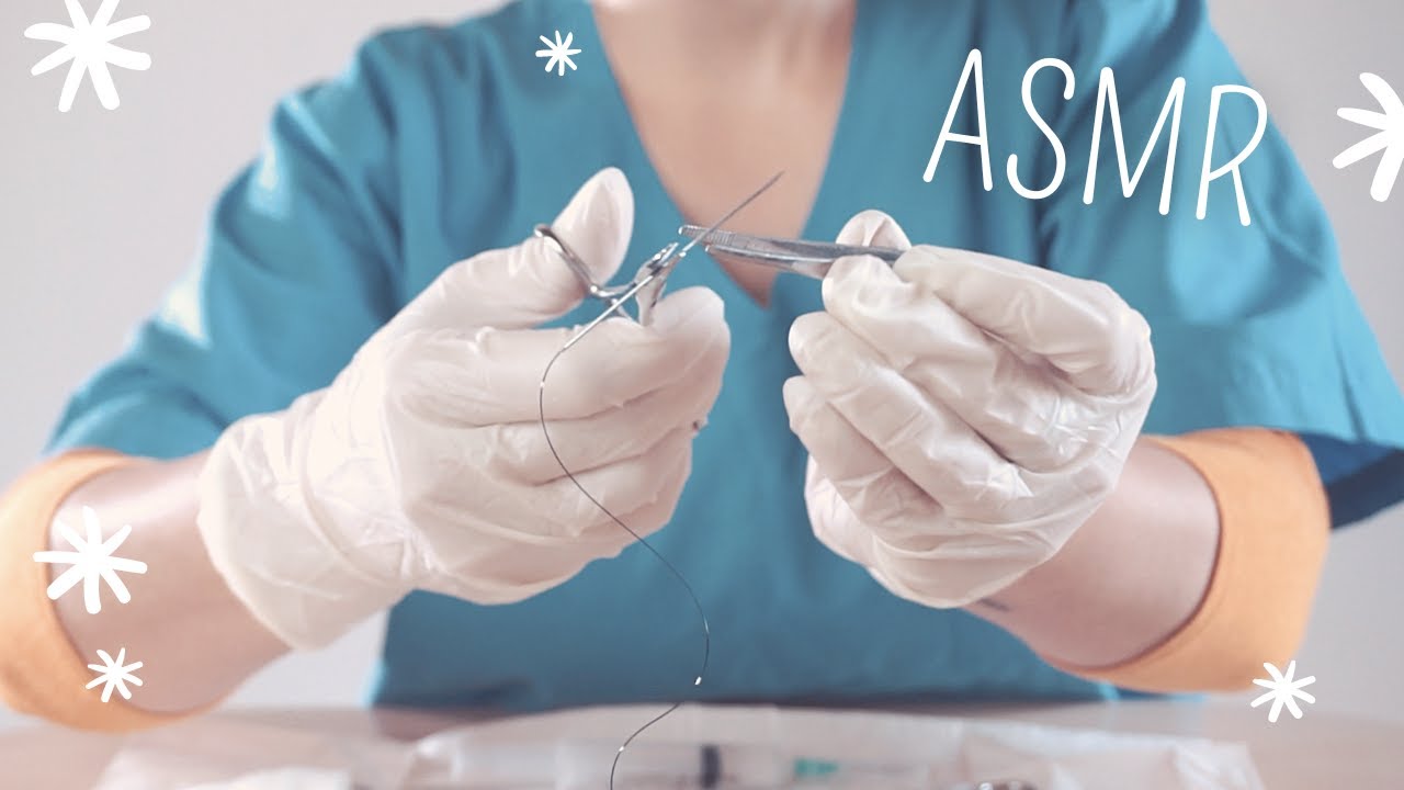 ASMR | Doctora sutura tus heridas • sonidos de guantes, gasas, tijeras, susurros en Español