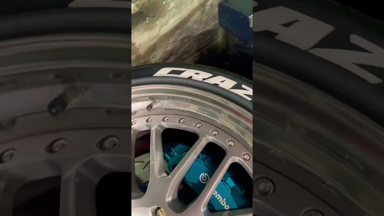 Crazy owl stickers on tires and Cargraphic wheels #skipper #skippermasa #cargraphics #fx35 #turbo