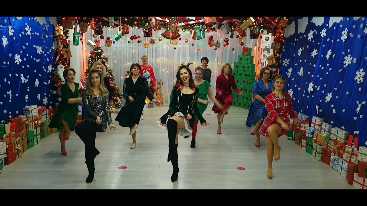 Christmas Dance 2021 - What Christmas Means To Me 🎄🎅🎁