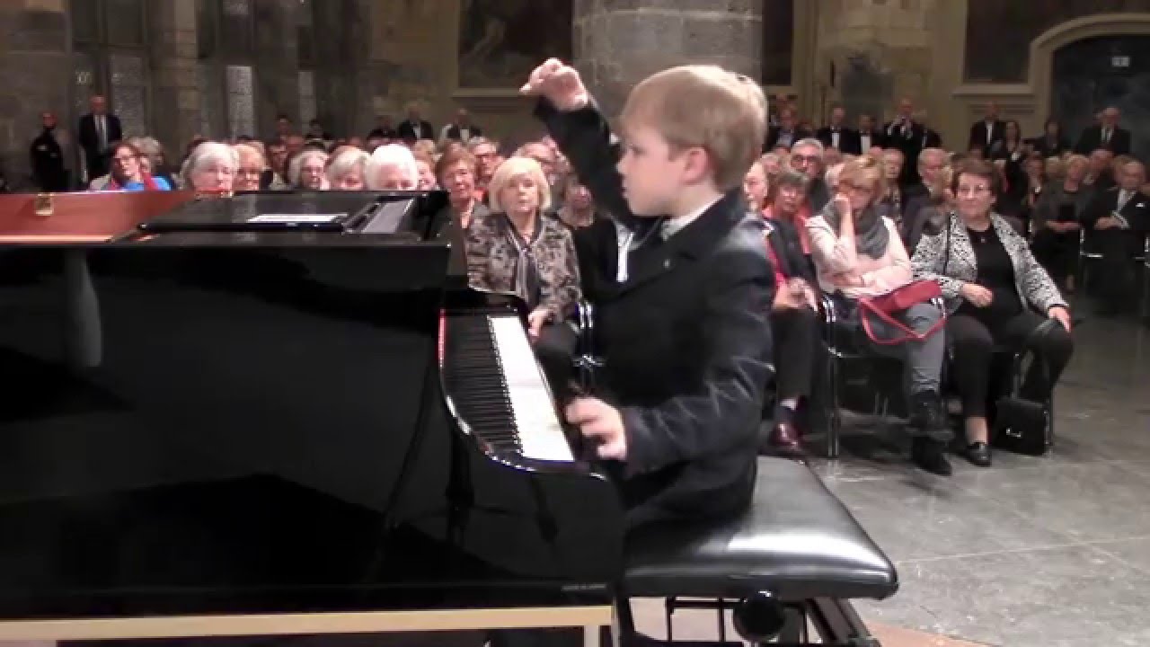 Philip Hahn (6y): Ludwig van Beethoven Sonata Nr 20 op 49 Nr 2