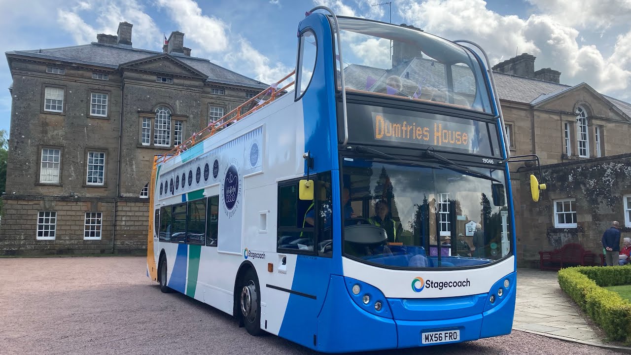 Stagecoach west Scotland enviro 400 trident 19046 (MX56 FRO) jubilee service (open top)