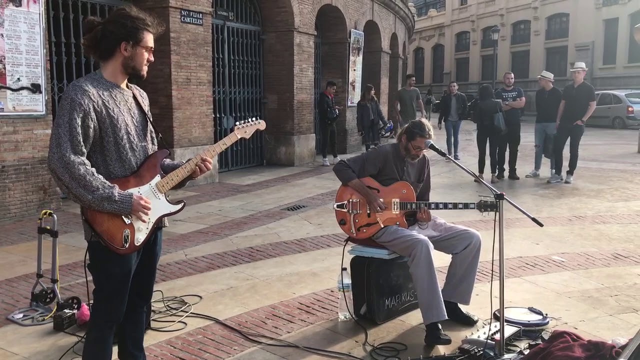 Jumpin' Jack Flash - Borja Catanesi & Markus K - Busking in Valencia