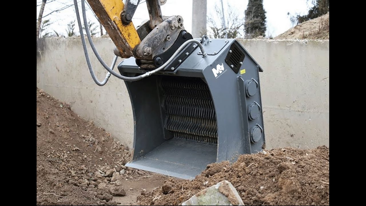 Mazio Attachments | CDS Screening Buckets | Excavator Rotor Screening Bucket