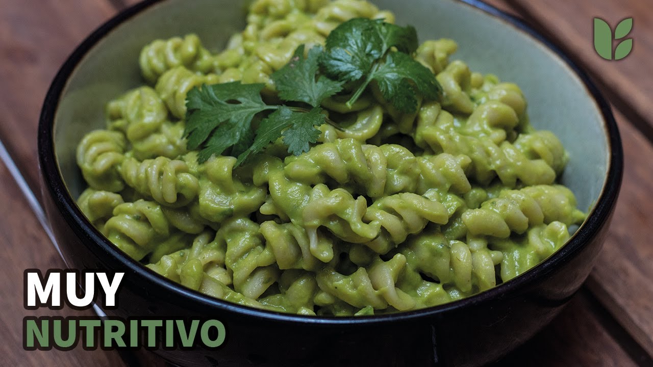 FIDEOS con SALSA CREMOSA de PALTA 🥑🌱 - RECETA VEGANA EXPRESS - breakvegan