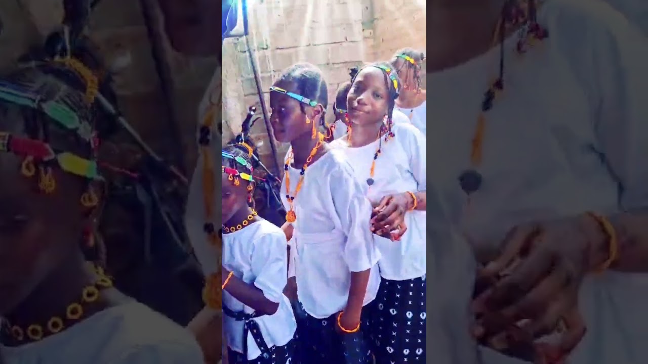 KAARTA KONO NANA MAGASSA CHANTEUSE MALIENNE DE KAARTA 