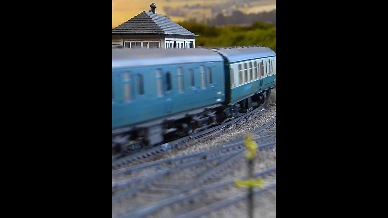 Class 33 and a slow pass for the junction