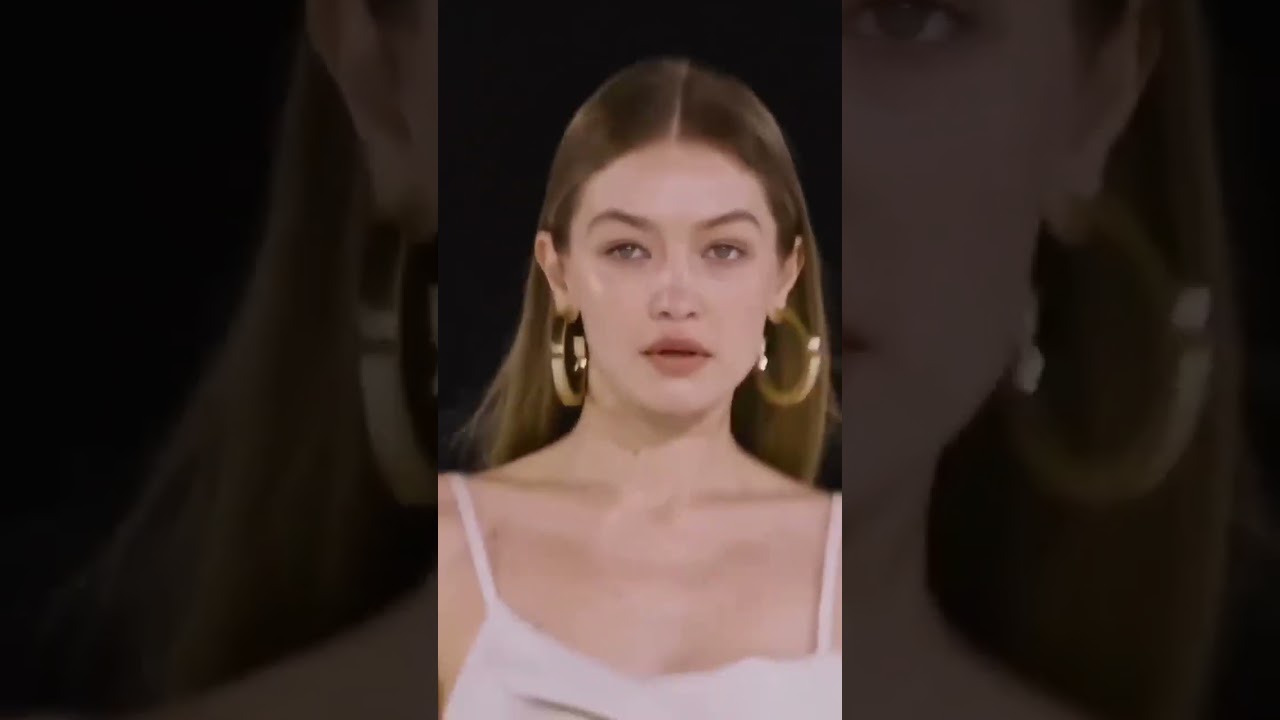 Gigi's Iconic Hair flip at Jacquemus FW20 #gigihadid