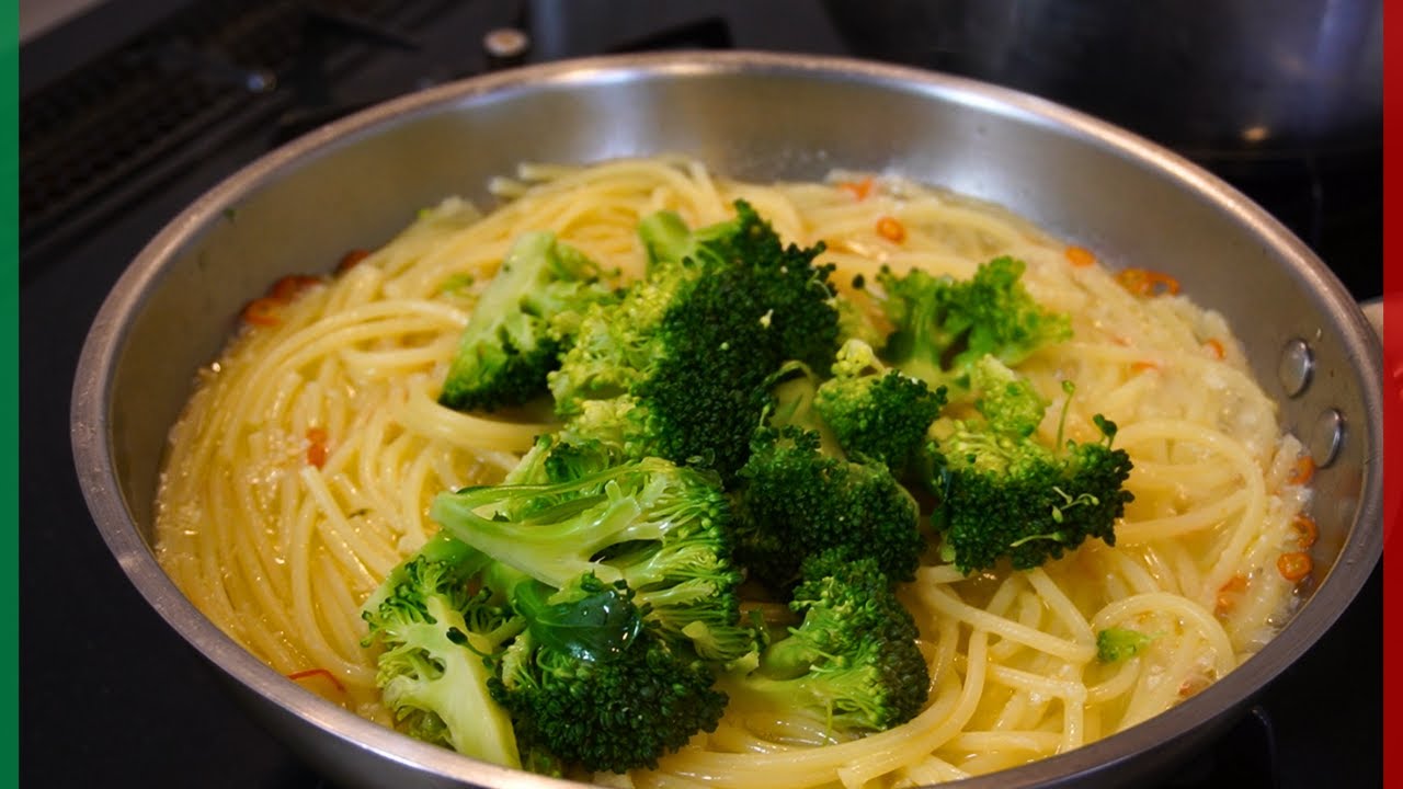 【イタリア人のブロッコリーの食べ方その①】シャキシャキブロッコリーのペペロンチーノ【Aglio olio peperoncino e broccoli】