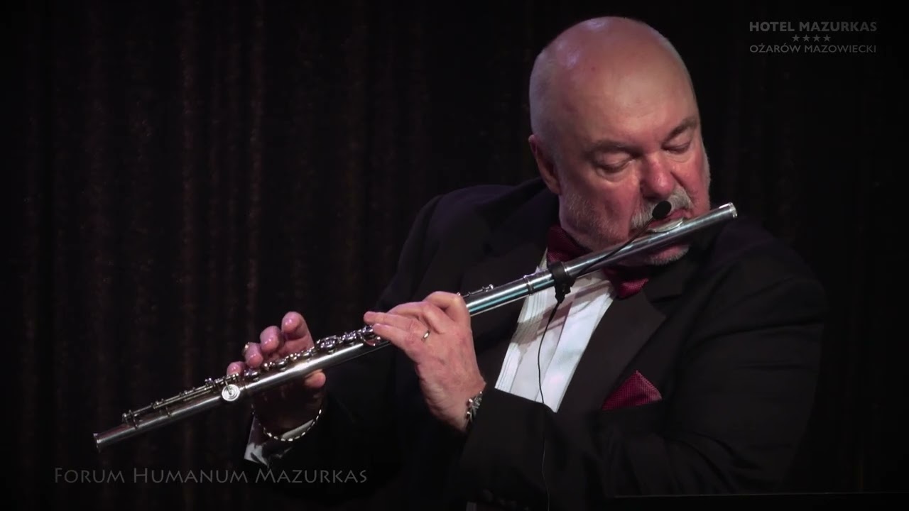 🎶𝗗𝗮𝗻𝗰𝗶𝗻𝗴 𝗥𝗲𝘁𝗿𝗼 𝗝𝗮𝘇𝘇" - Ewa Makomaska -zespół Tomasza Bielskiego -82 Forum Humanum Mazurkas  cz2 02