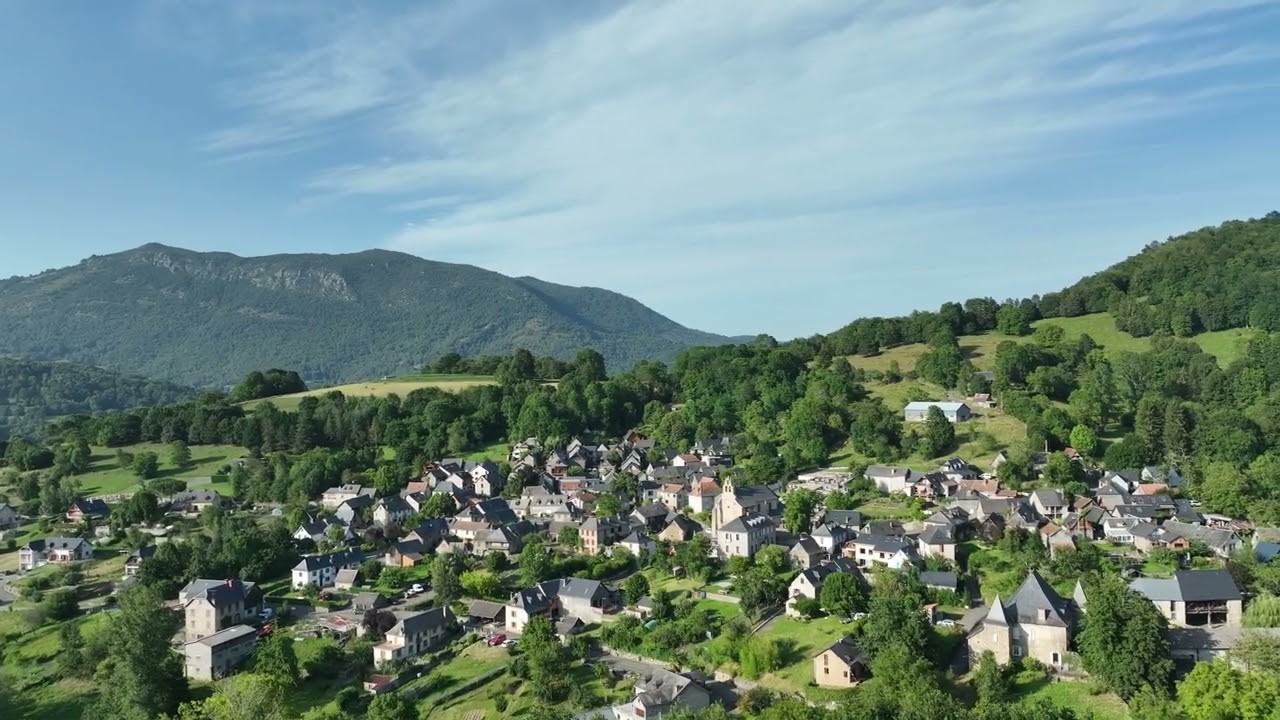 Cescau Ariège Pyrénées Couserans #cinematic #drone #mavic3pro #Tour de France #cycliste