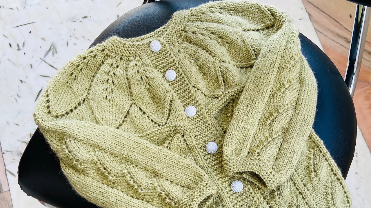 Beautiful cardigan knitting pattern for kids (2-4 years) | top down front open cardigan knitting