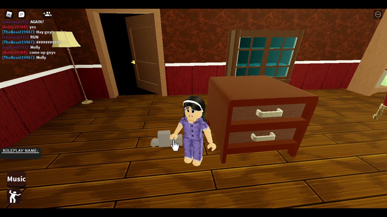 jogando mr hopp`s  pelo roblox (Mr.Hopp's  playhouse 2 Roleplay) leia a descrição