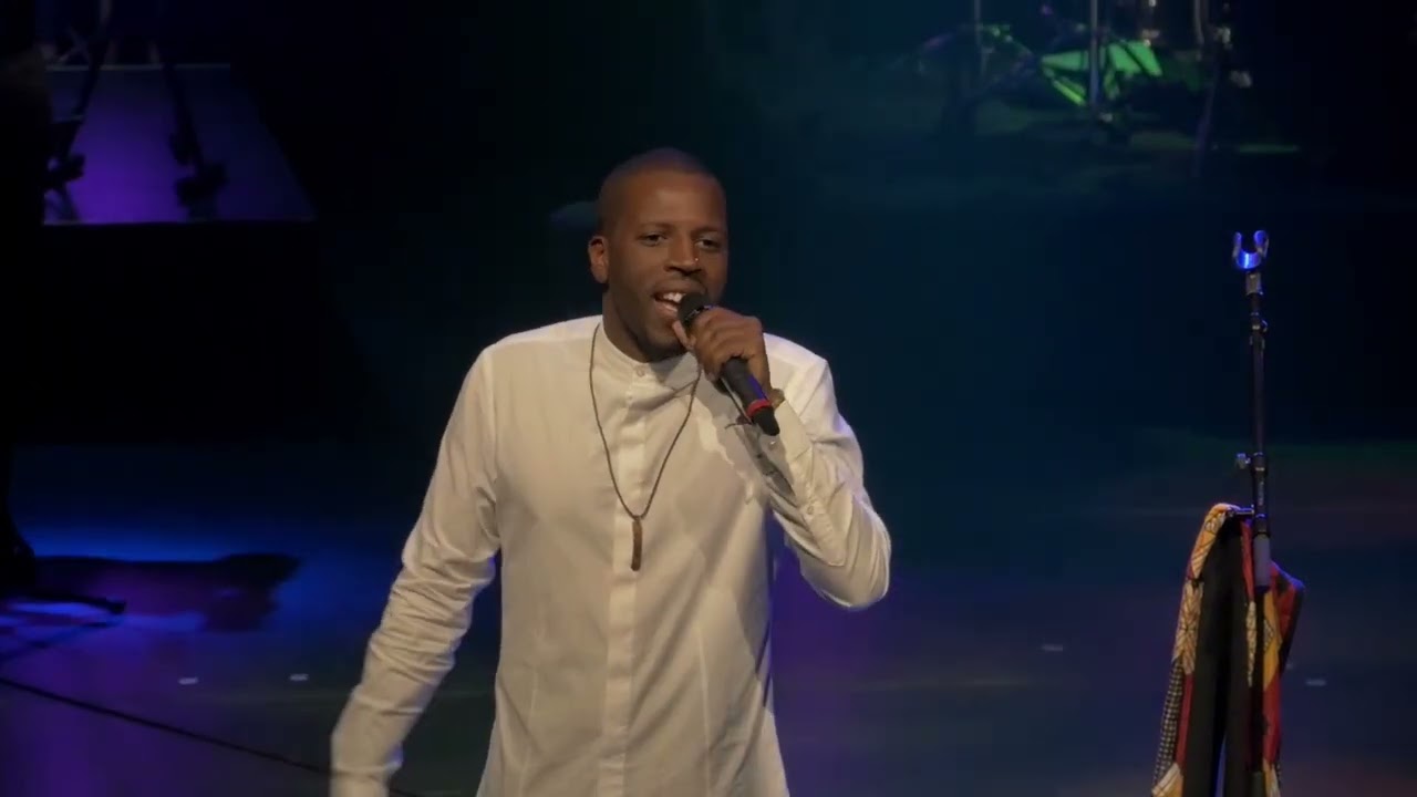 Dino d'Santiago @ CAR-E 4 CABO VERDE (2015)