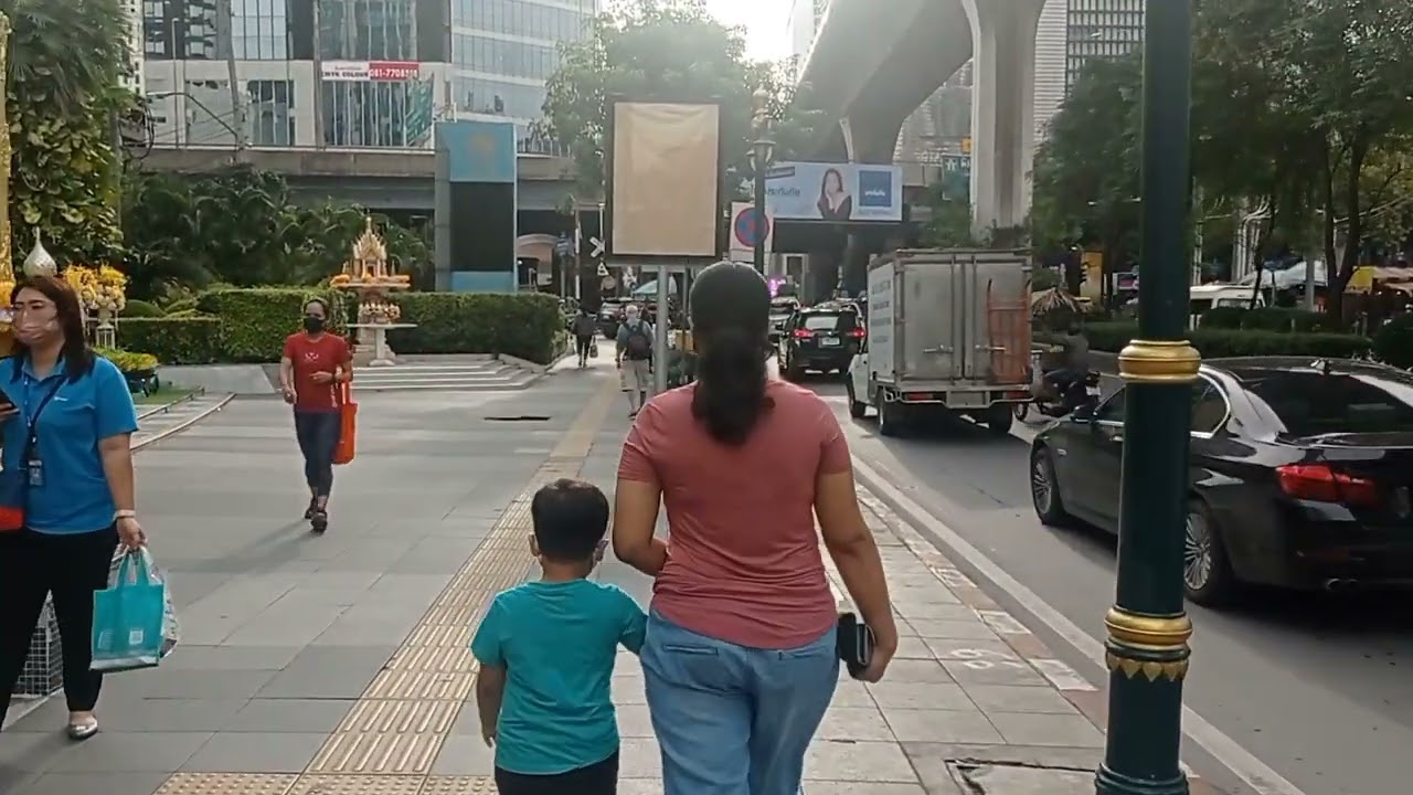 شارع العرب في العاصمه بانكوك نانا soi3 وحوله سريعه في الأحياء القريبه من شارع العرب