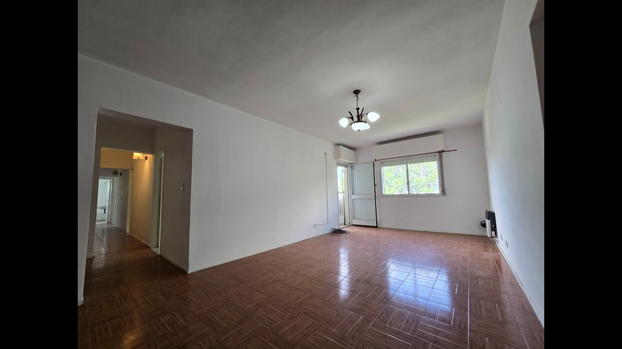OPORTUNIDAD - DEPARTAMENTO DE 4 DORMITOROS Y TODA LA LUZ EN BECCAR, SAN ISIDRO (3er piso x escalera)
