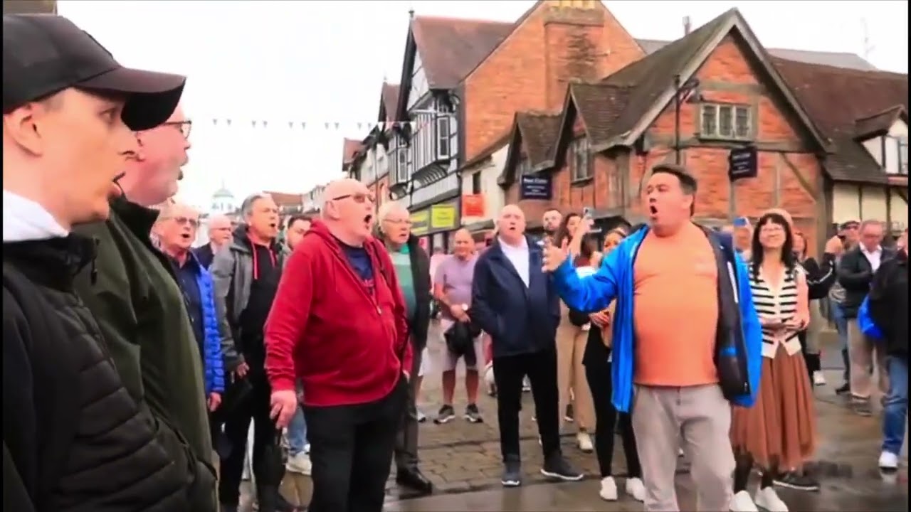 One Voice Flash Mob - Stratford Upon Avon - Beaufort Male Choir