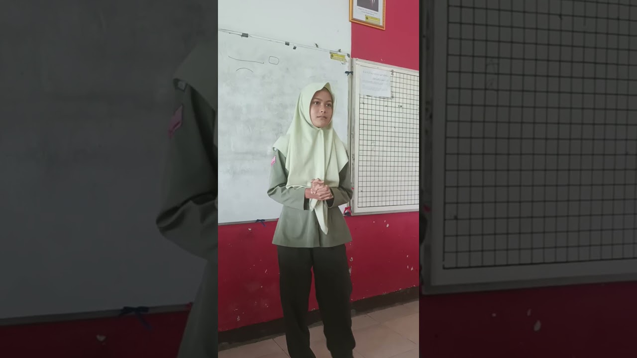 Telling Experience by Rizki Nur Safitri