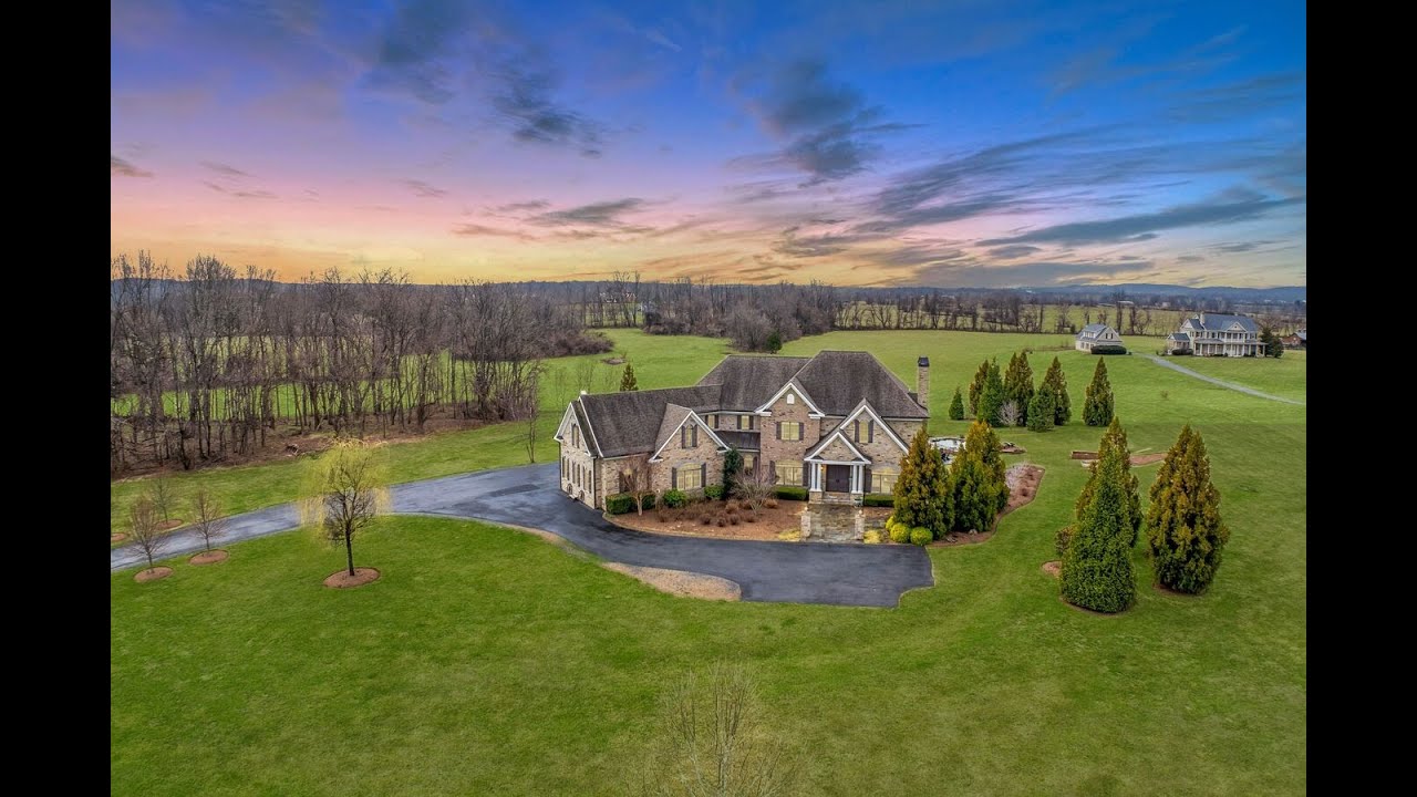 42835 Travelers Run Lane, Leesburg, VA 20176