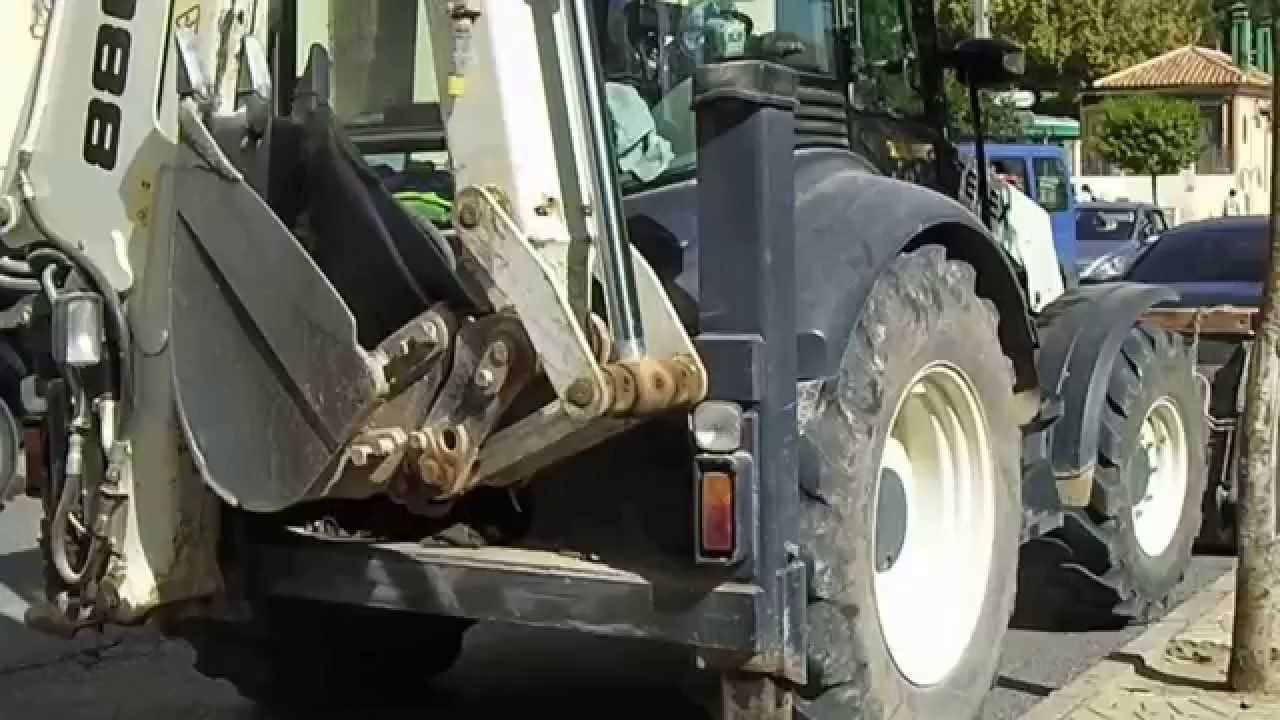 Terex 880 sx Backhoe Loader