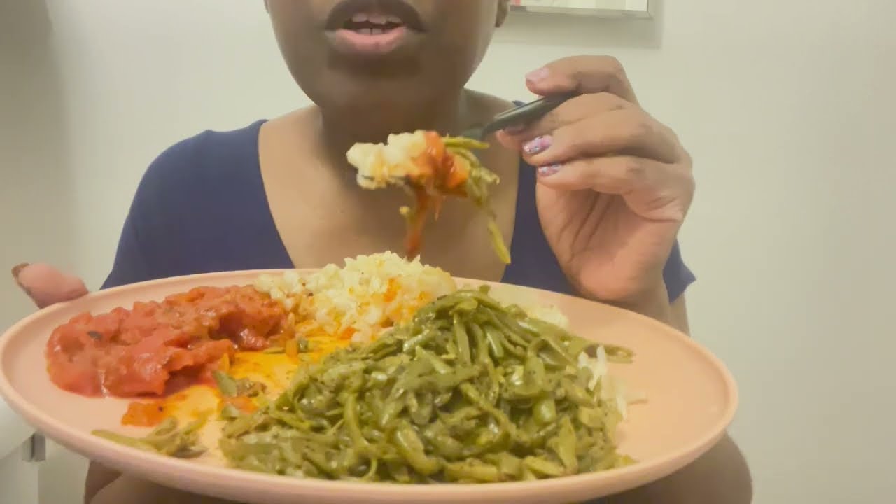 MUKBANG/ASMR: Tastee Brown rice, Italian tomatoes, and String beans🫛🫛🍅🍚