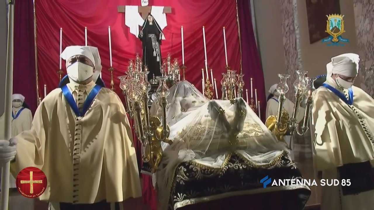 03 Aprile 2021   Taranto   Serza riti ma tanta speranza