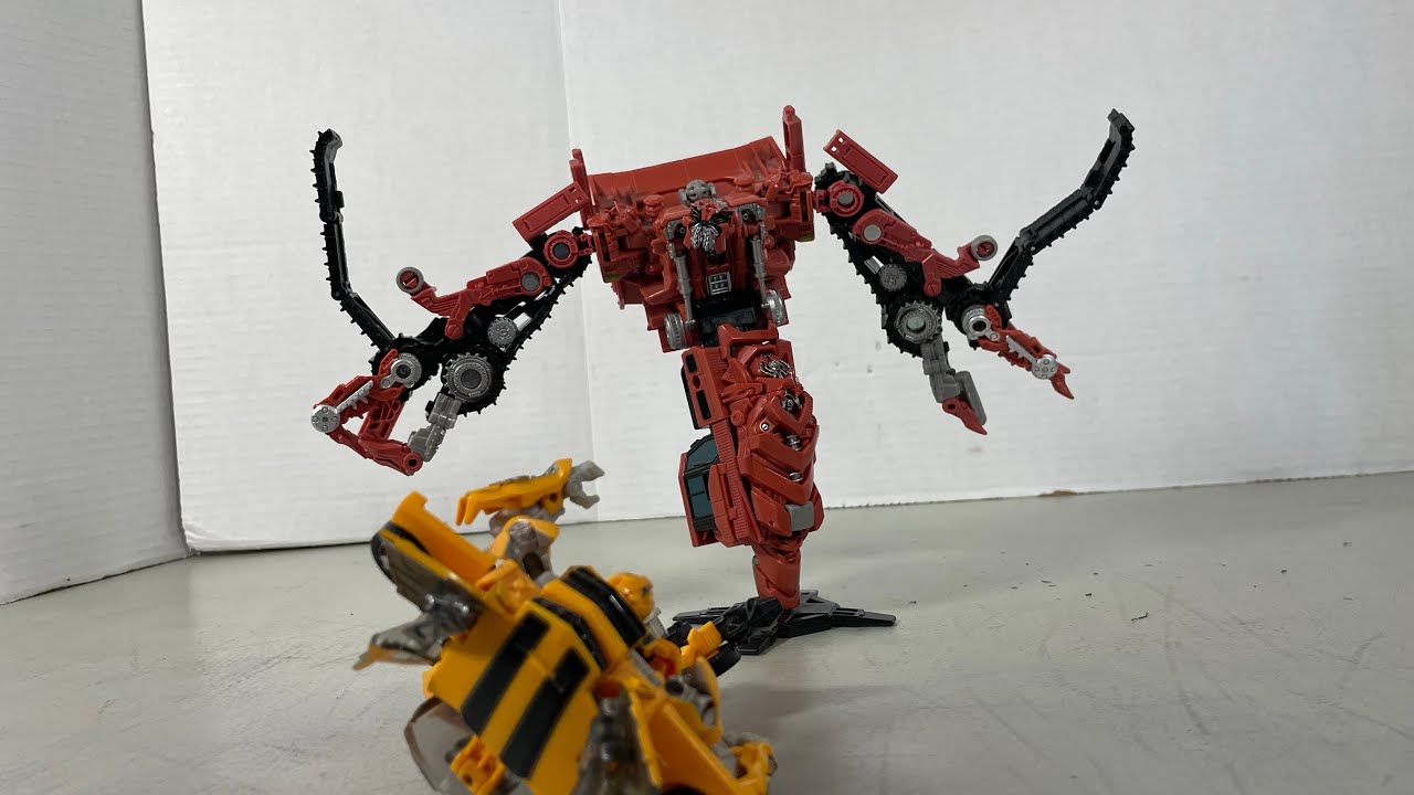 SAM WITWICKEY! 🫵 Transformers Studio Series 37 Voyager Class ROTF RAMPAGE Reviewdeo