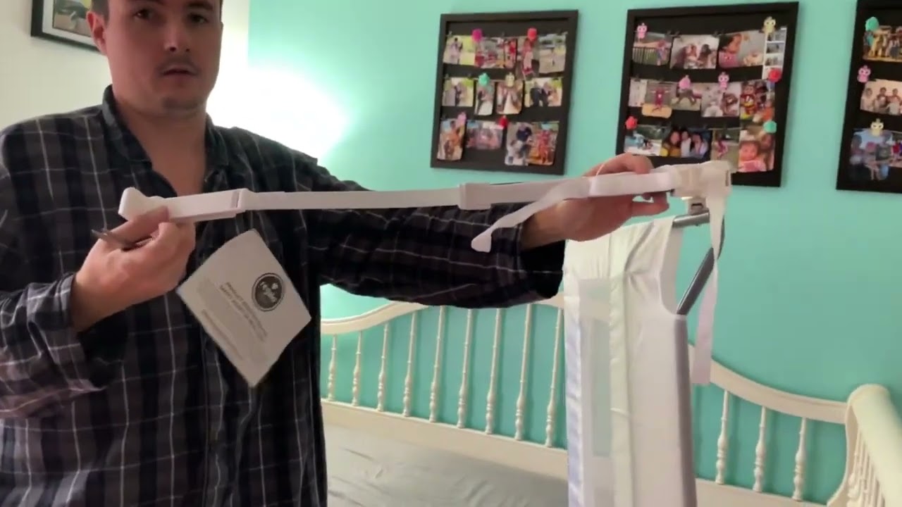 Regalo Swing Down Child Safety Bed Rail