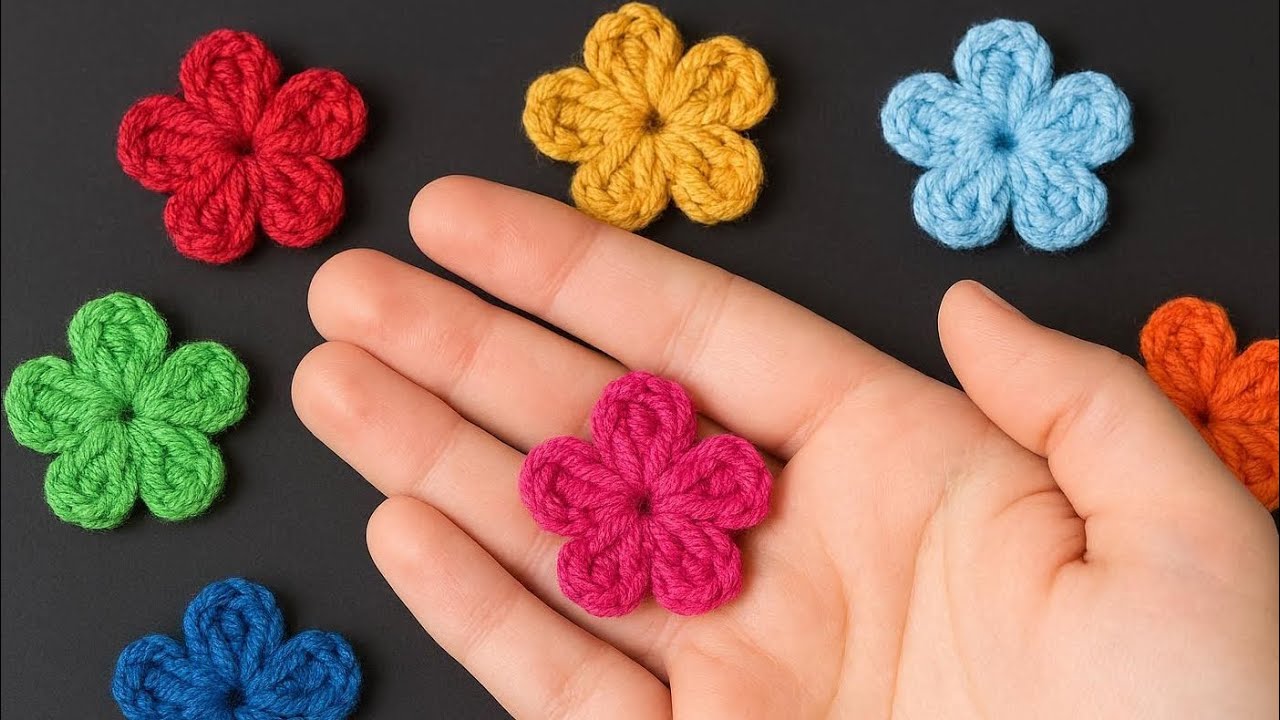 Crochet  Simple Flower Tutorial for Beginners | Easy Flower Pattern